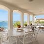Villa Plemmiria by the Sea by Wonderful Italy