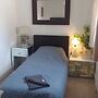4 Bed-2 Bath-bar-pool Table-library- Xmas Venue