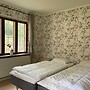The Gatekeepers Cottage at Hindemae Estate Cozy Stay in Historic Surro