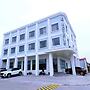 B Hotels Angeles City