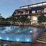Floating deck resort
