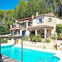 Villa in Flayosc With Private Pool
