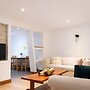 4-bed Barnwell Retreat- Sleeps10, Garden & Parking