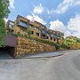 RedRock Faqra - Mountain Getaway Residences W Pool & Balconies
