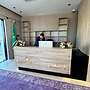 Hyatt Town 4