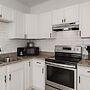 Detroit 4BR Home Bathtub & Pet Friendly Stay