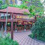 Golden Mountain Hostel