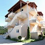 Mihasi Apartments