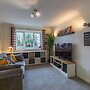 Chic Flat In Woolston: Nr Southampton City Centre