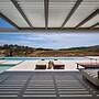 Luxury Villa Serenely