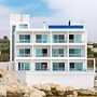 SeaRock Suites
