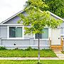 4 Mi to Dtwn Indianapolis: Quiet Apartment w/ Yard