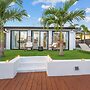 Tropical Waterfront Oasis with Hot Tub Jacuzzi