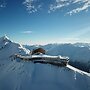 Glacier Hotel Grawand