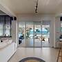 NIKKON LUXURY LIVING is a luxury private villa, in top of the sea.Enjo