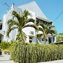 Mama Komodo Bed & Breakfast