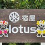 Yadoya Lotus