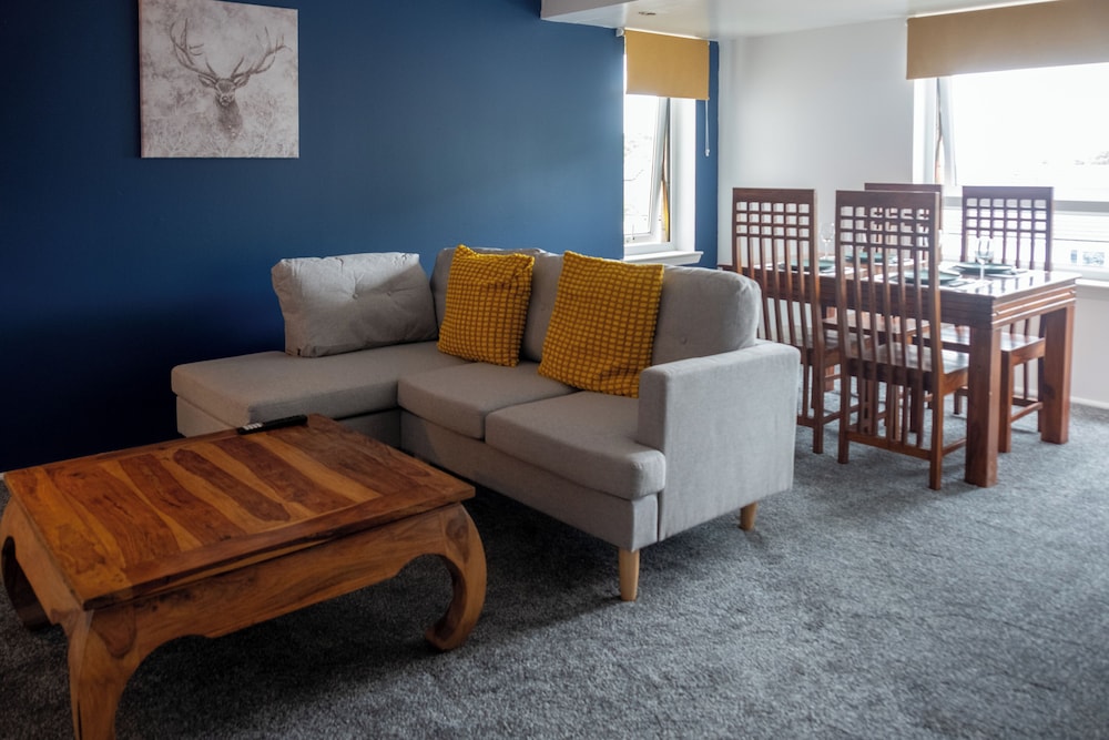 Modern Unit Cook  Work in Comfort