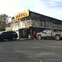Twin Creeks Motel