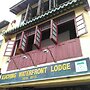 Kuching Waterfront  Lodge