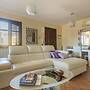 ANAELEHOUSEAPARTMENTS L.T.B.
