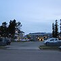 Misty Mountain Inn and Suites