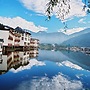 Lakeside Resort Hotel