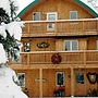 Moss Mountain Inn