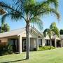 Pelican Shore Villas