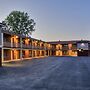 AArya Hotel By Niagara Fashion Outlets