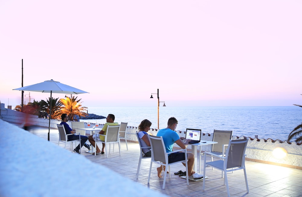 Meli Hotel