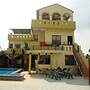 Oasis Hotel