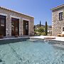 Mare Monte Luxury Suites