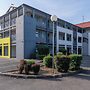 B&B HOTEL Amiens Longueau
