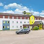 B&B HOTEL Troyes Saint-Parres-aux-Tertres