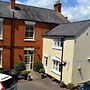The Queen Hotel
