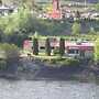 Ashcroft River Inn