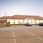 Premier Inn Oldham Central