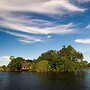 Sindabezi Island Camp