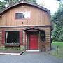 Cedar Song B & B and Cottage