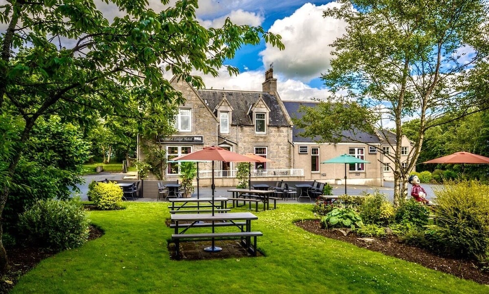 Pinehurst Lodge Hotel