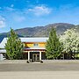 Crowsnest Vineyards Guesthouse