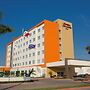 Hampton Inn & Suites by Hilton Paraiso
