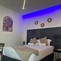 4040 Accomodation