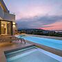 Bella Casa - Newly Built Designer Villa