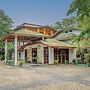 Flamingo Lake Resort
