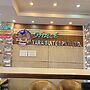 Hotel Tara Suites