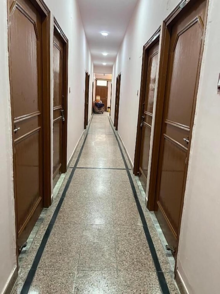 Hotel Ramya Palace