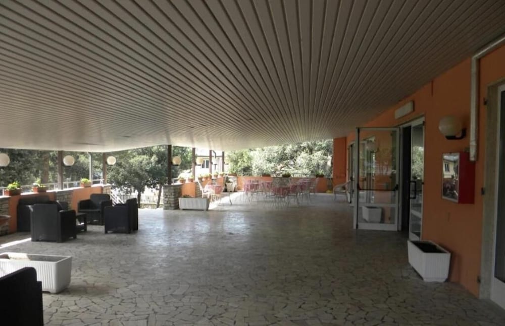 PARK HOTEL