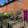 Historic 1Bd Cottage In Heart Of Farnham